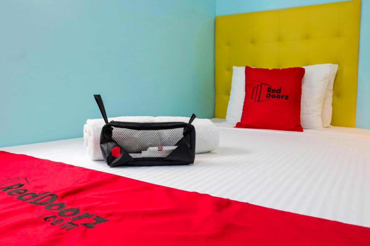 Reddoorz Plus New Era Budget Hotel Mandaue Former Reddoorz Plus Near Uv Mandaue Cebú Exterior foto